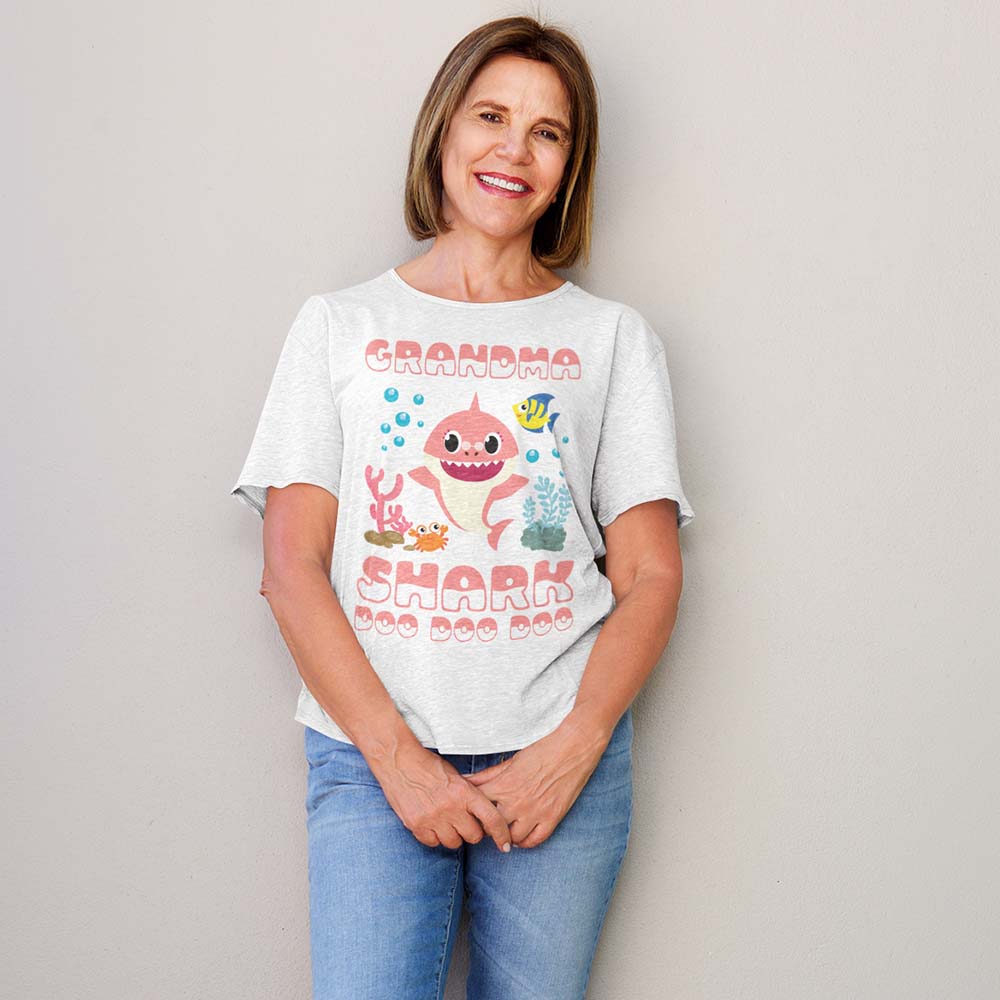 Christmas gift ideas, tips - surprise her with a T-shirt for Christmas