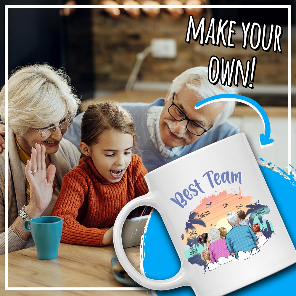 Cu nepoții pe plajă - MyLife